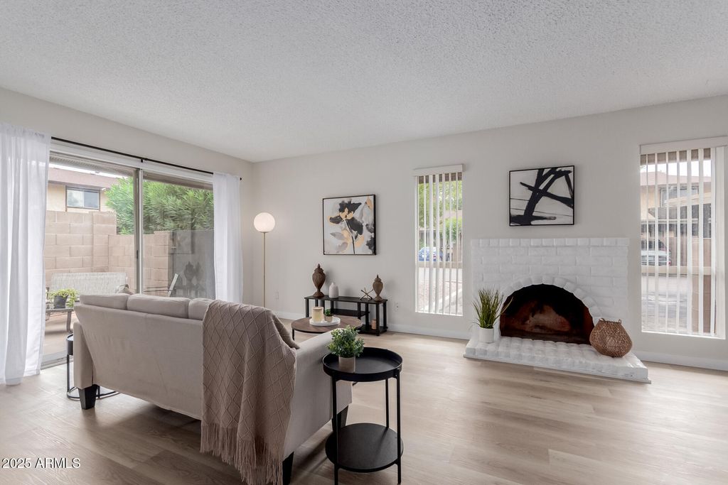 Photo of 1625 W Village Way, Tempe, AZ 85282 (MLS # 6915873)