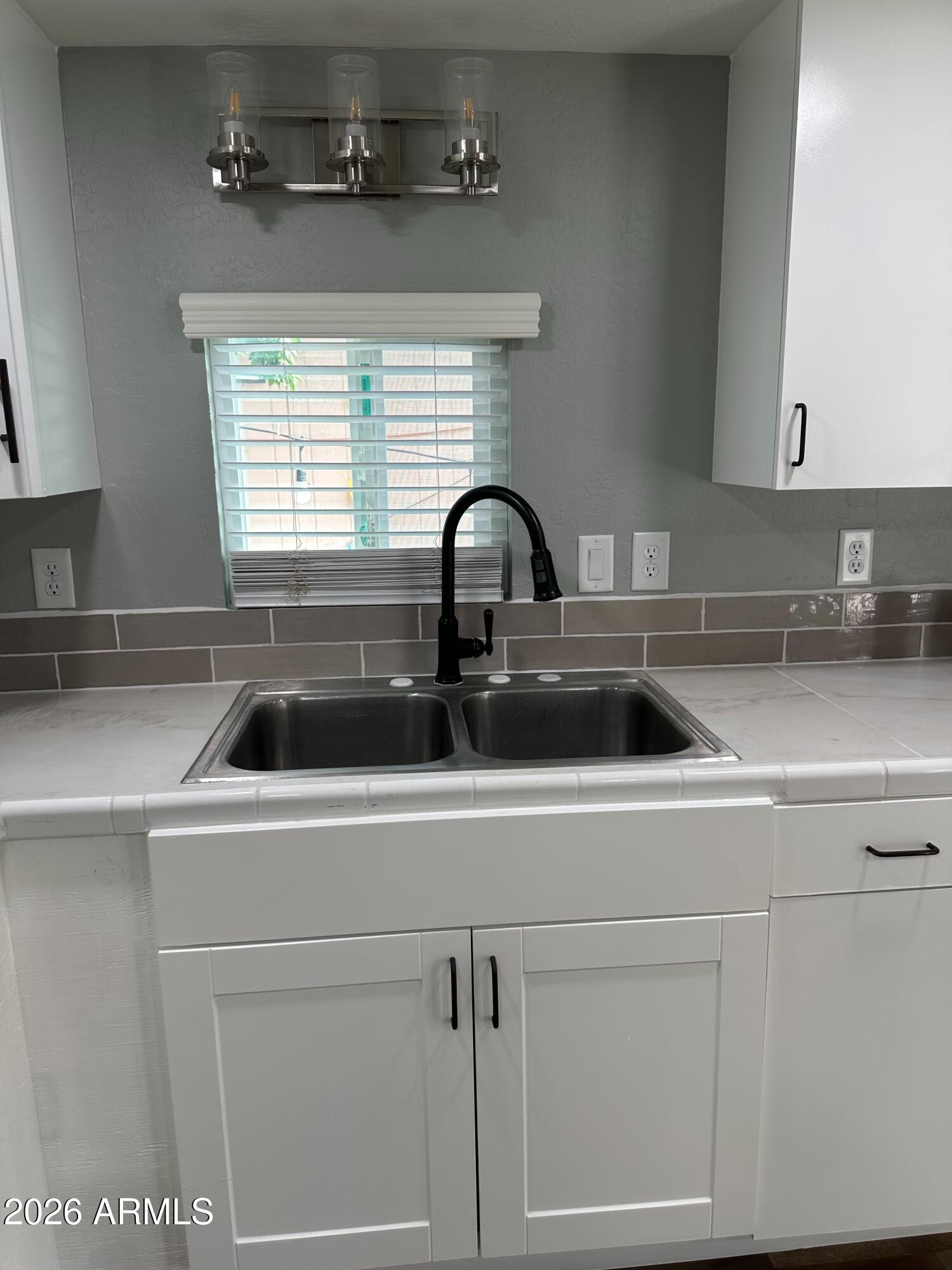 61 W Southern Avenue 55