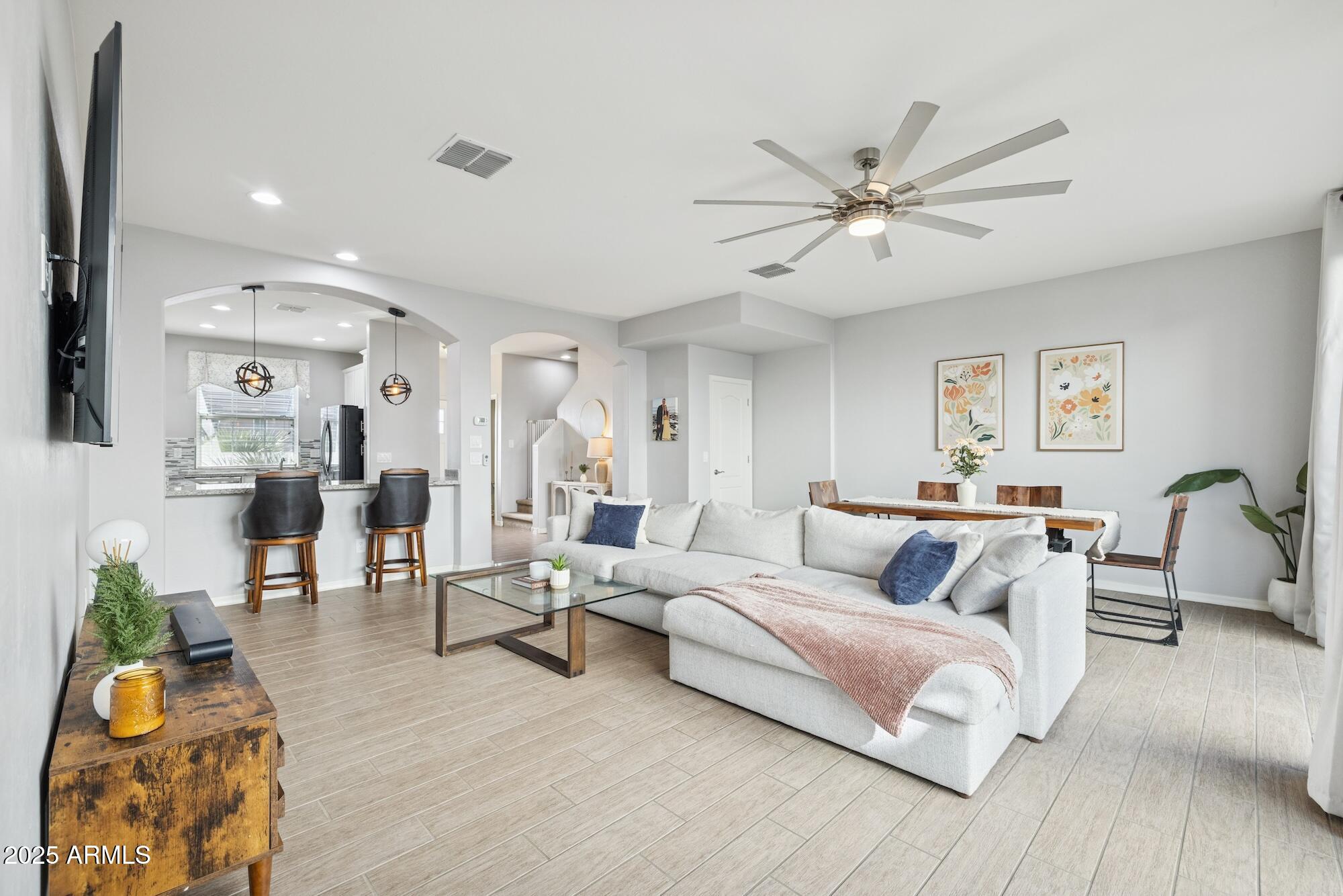 4124 E TOLEDO Street