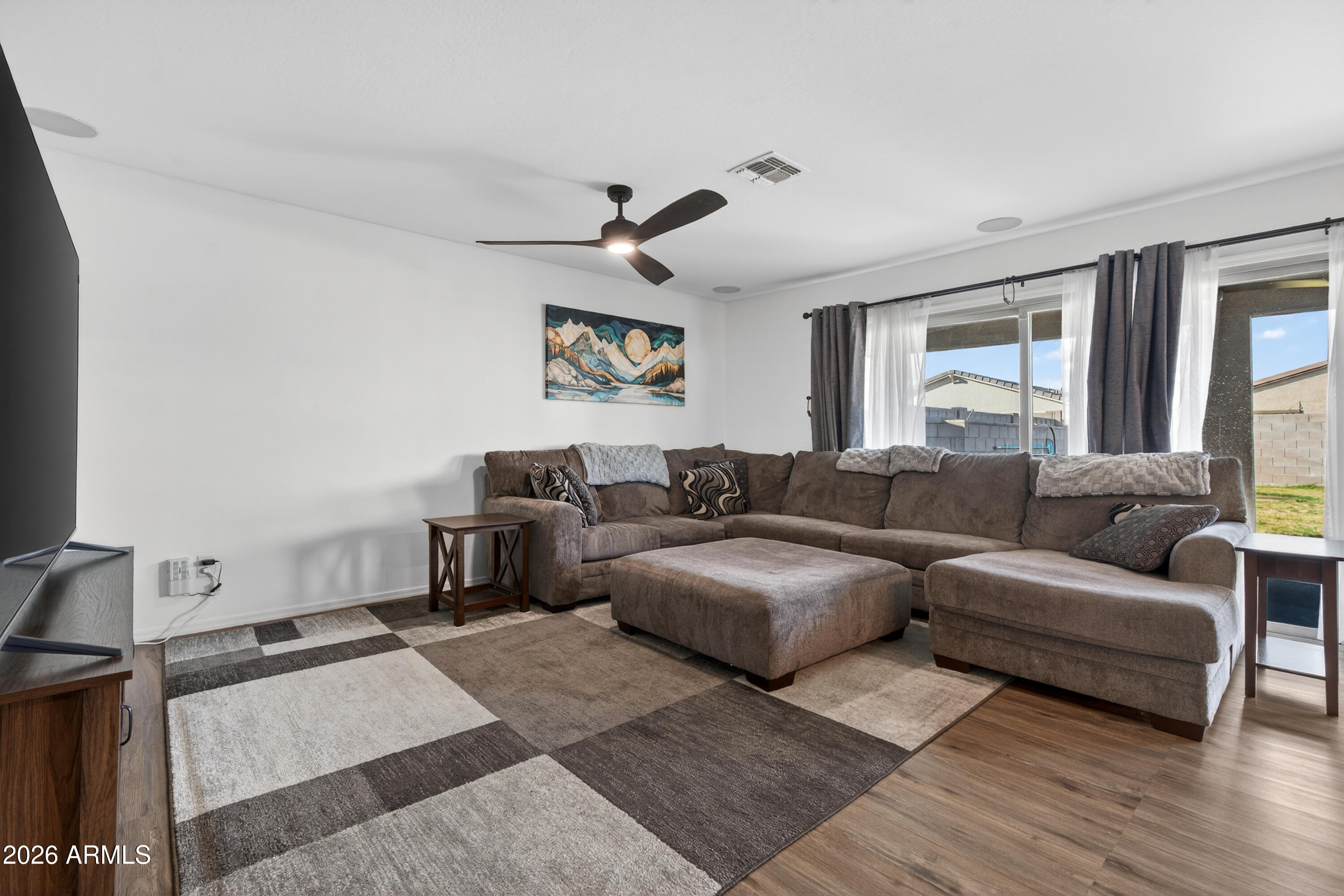 12610 W MYRTLE Avenue