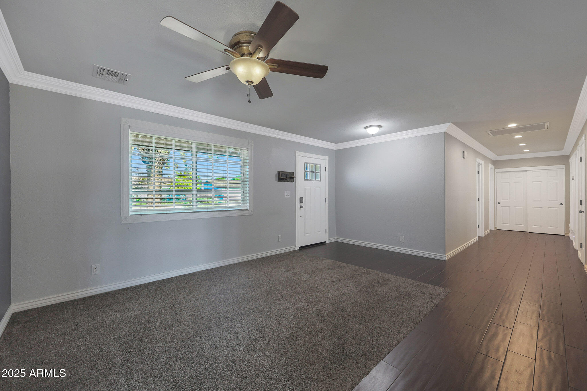 2517 E HIGHLAND Street