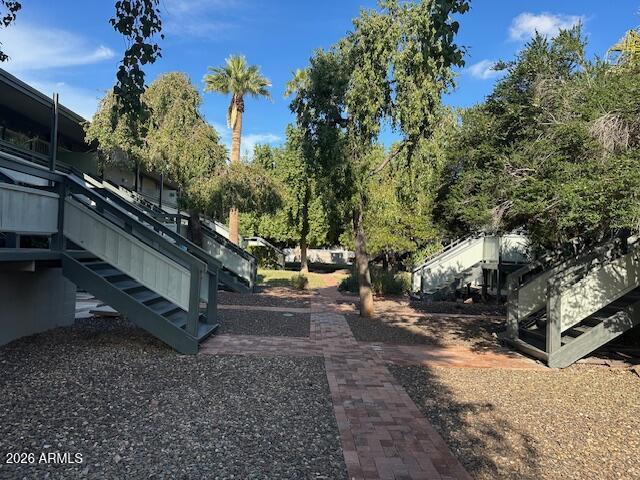 1101 E BETHANY HOME Road 16