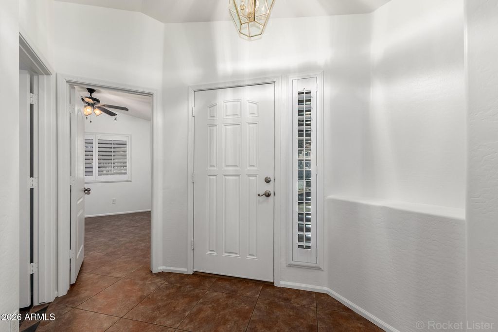 Photo of 5635 W Southgate Avenue, Phoenix, AZ 85043 (MLS # 6998751)