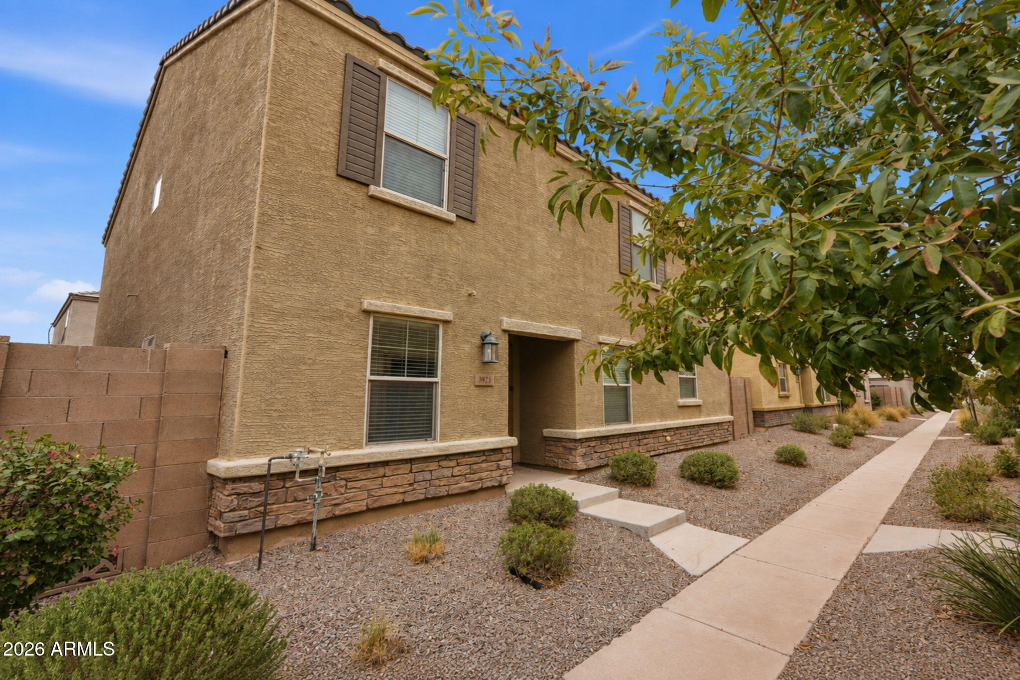 3921 S 82ND Drive