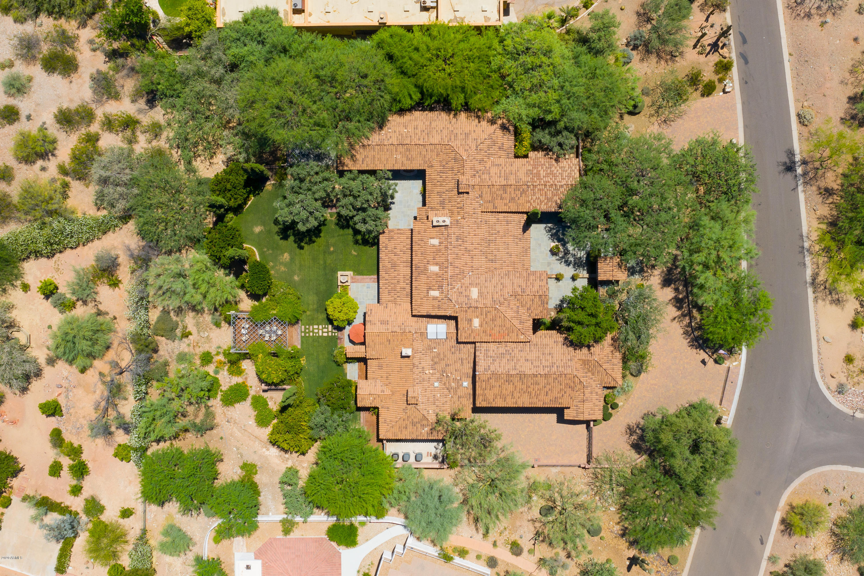 SANCTUARY - Residential