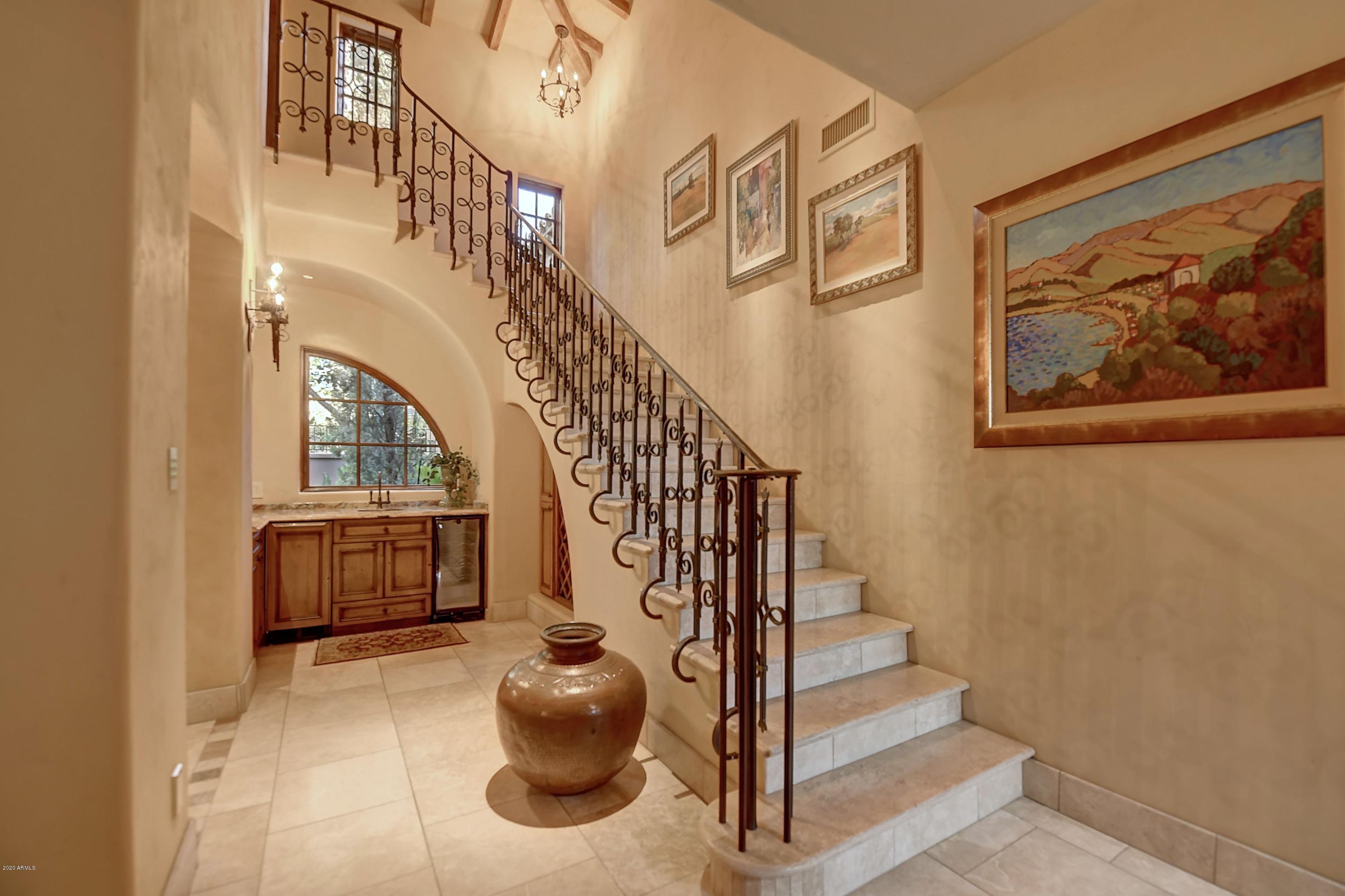 SANCTUARY - Residential