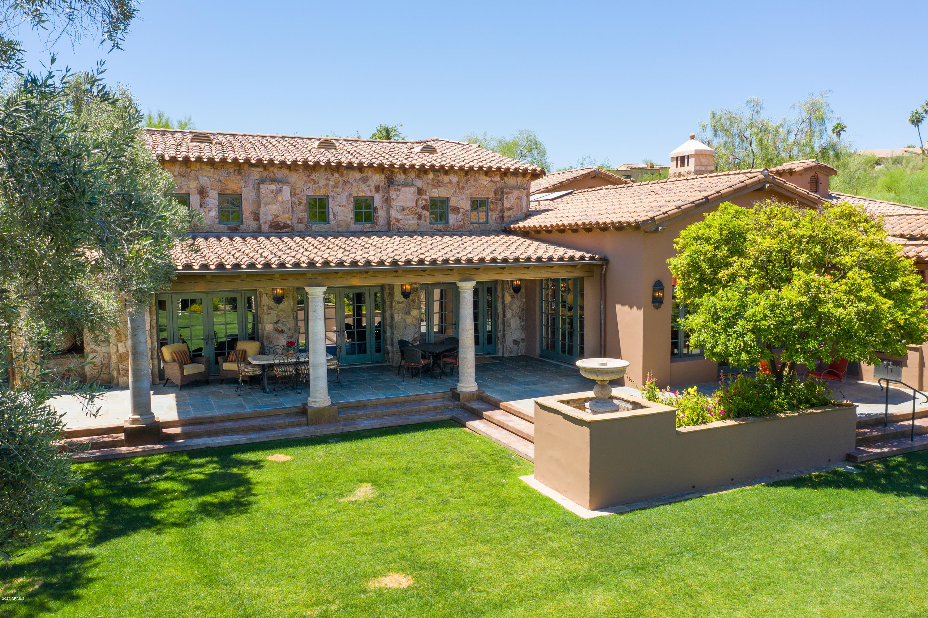 SANCTUARY - Residential