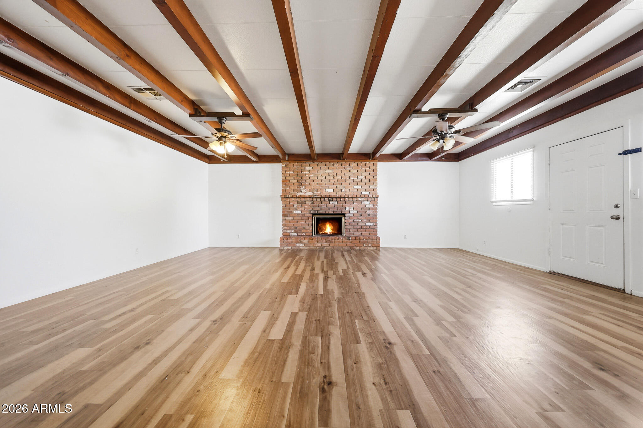 126 S CATALINA Street