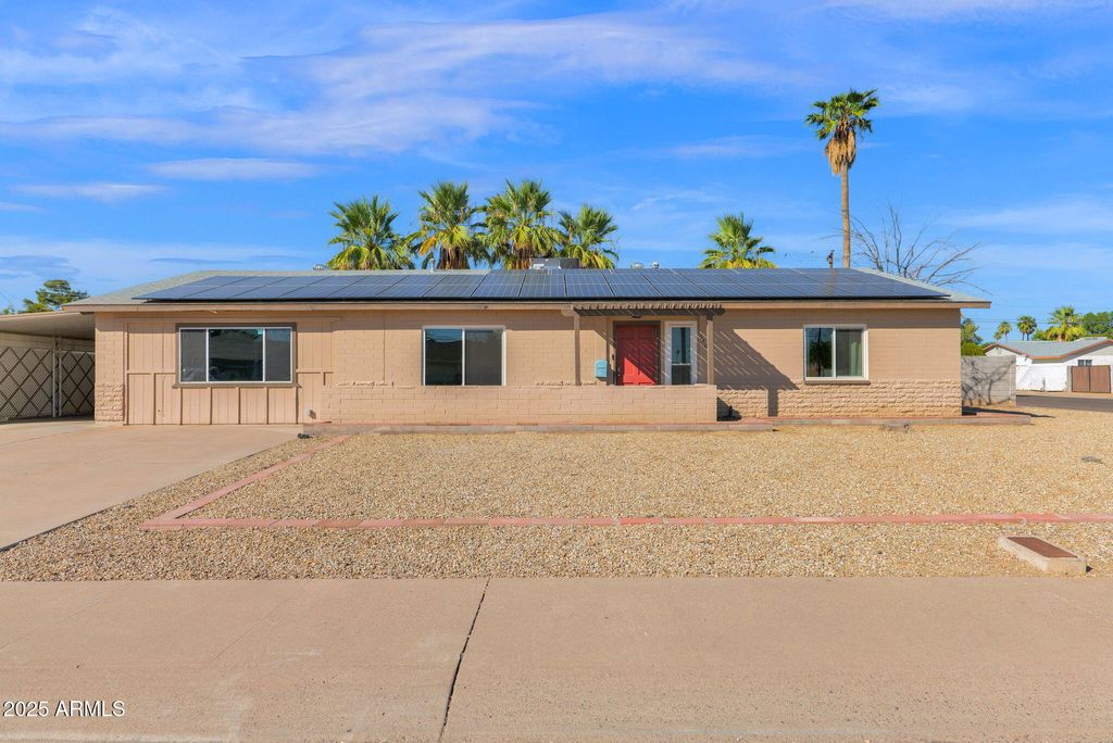 Photo of 6502 W Georgia Avenue, Glendale, AZ 85301 (MLS # 6928921)