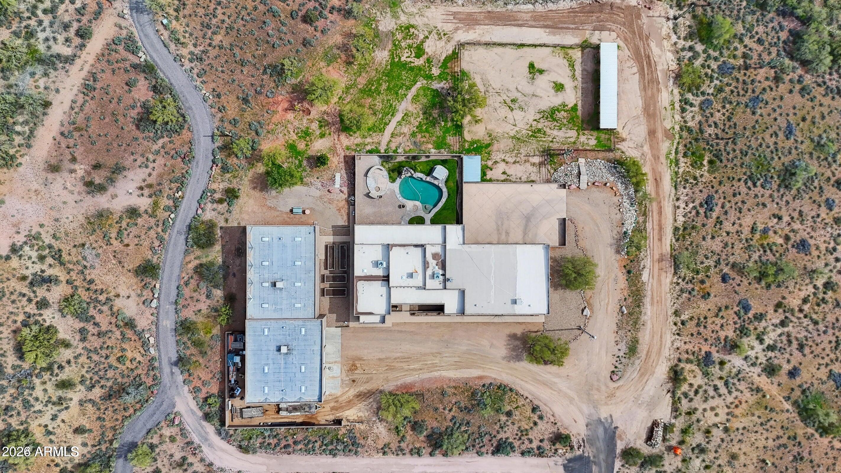 3285 N MOUNTAIN VIEW Road