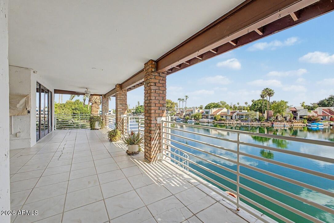 1071 E SANDPIPER Drive