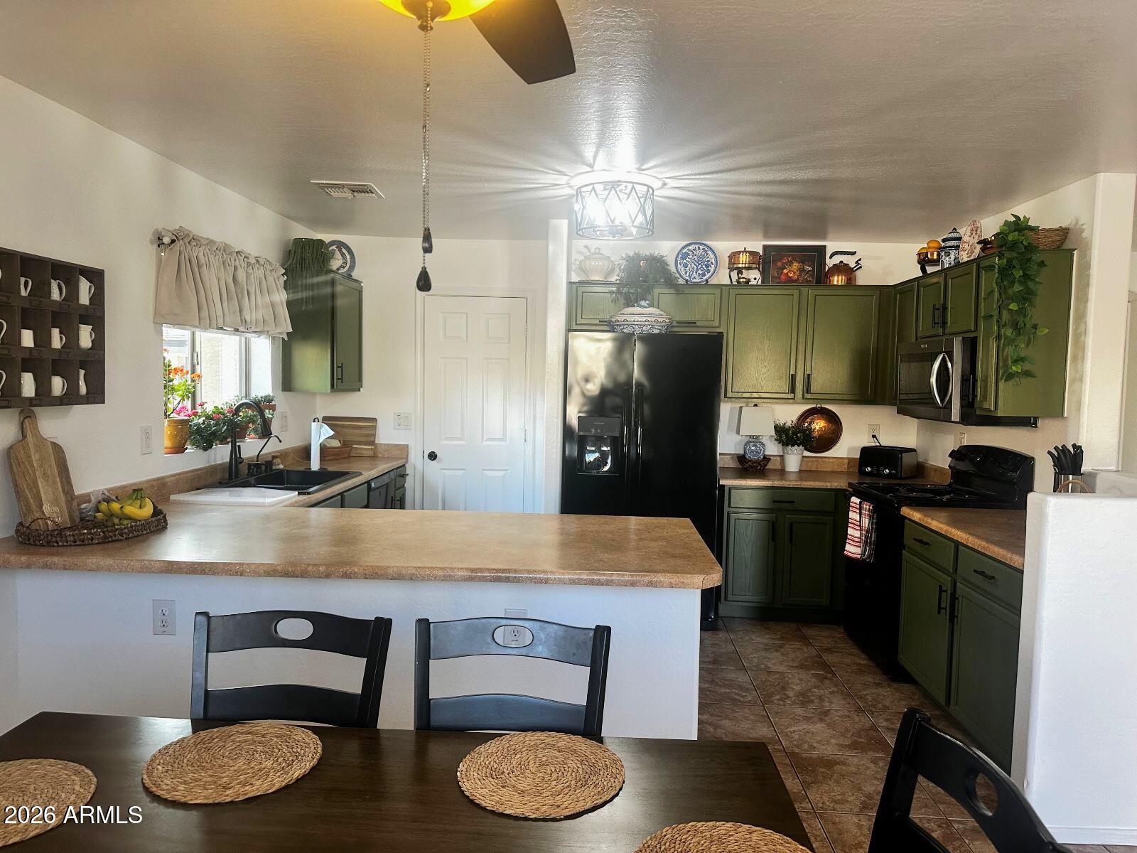 468 E WOLF HOLLOW Drive