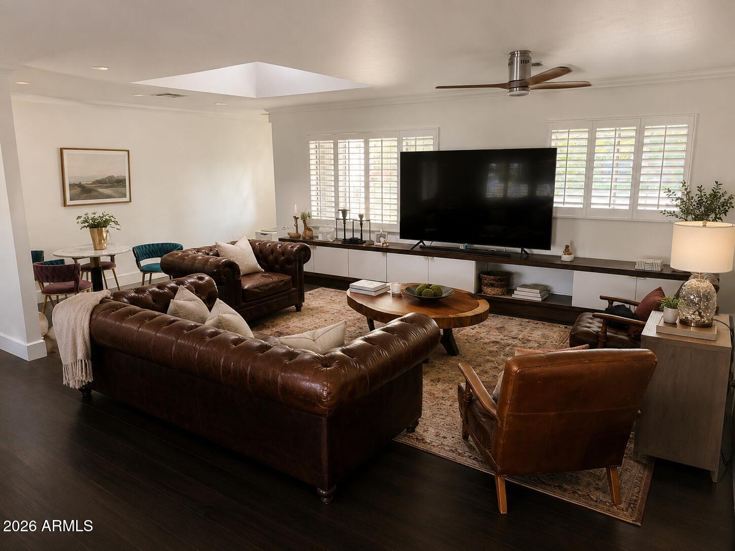 315 E KEIM Drive
