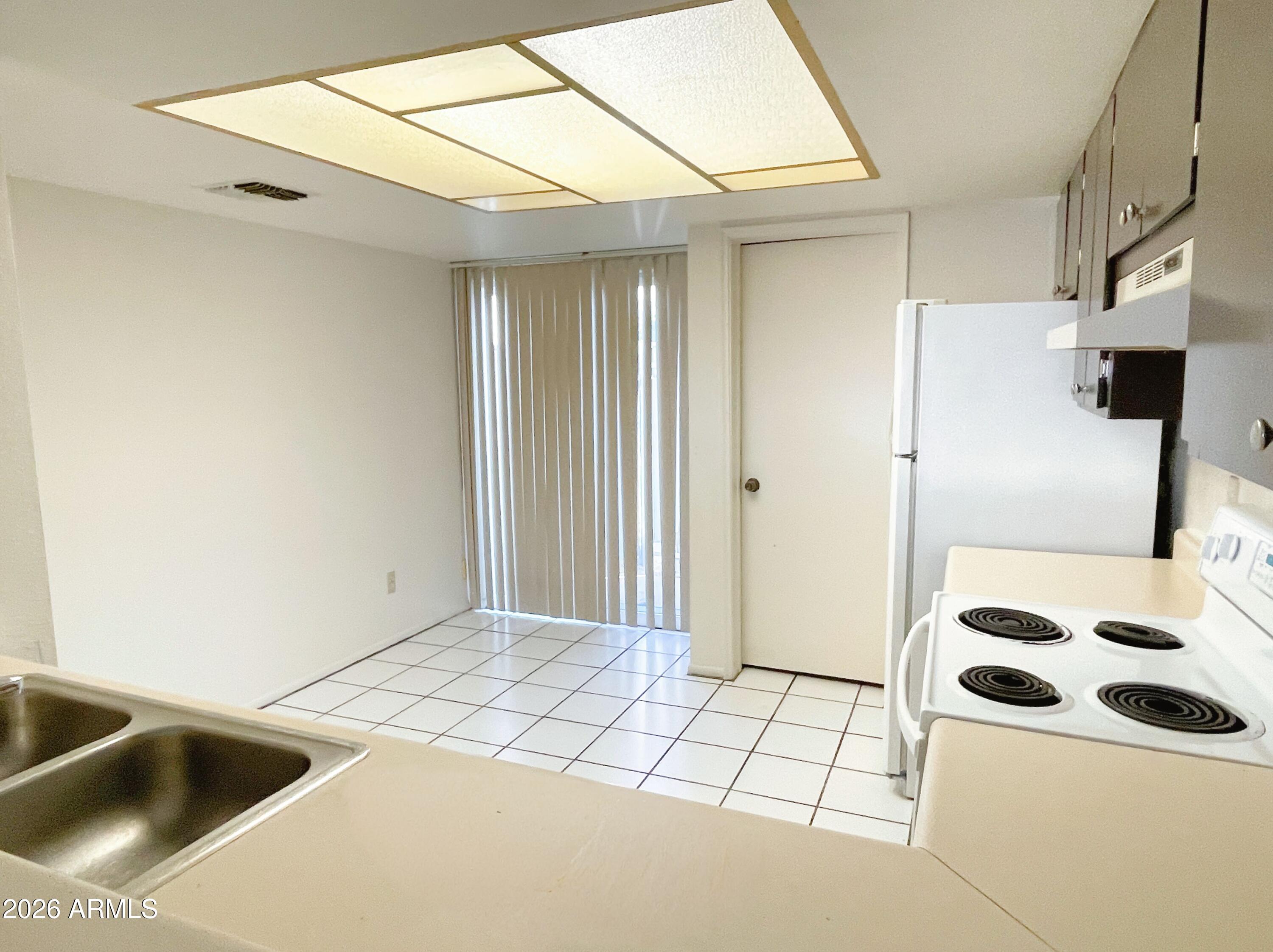 19601 N 7th Street Unit 1008