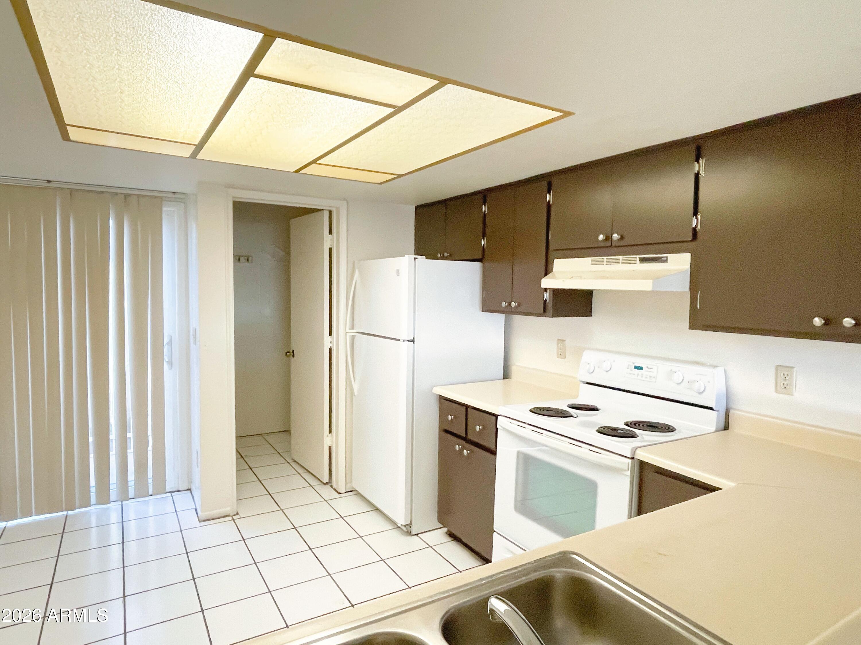 19601 N 7th Street Unit 1008