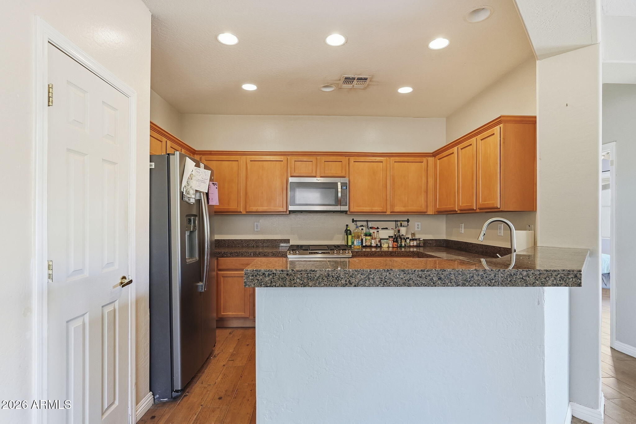 1724 W HEMINGWAY Lane