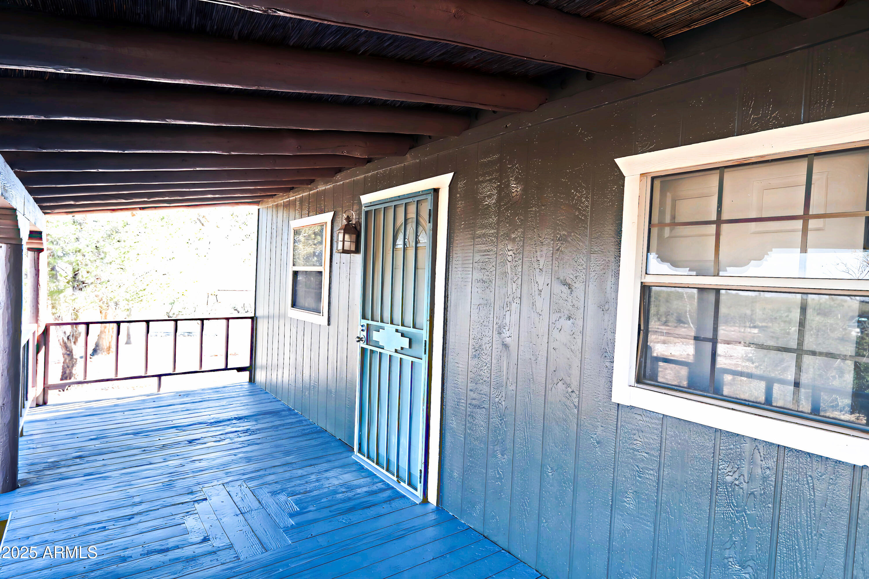 704 W CALLE CONNECTICUT --