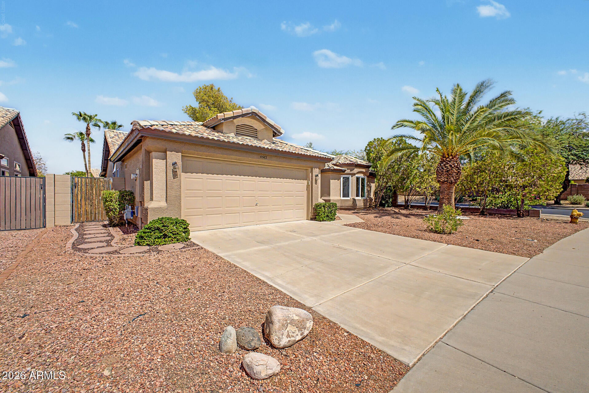 10983 W TONOPAH Drive