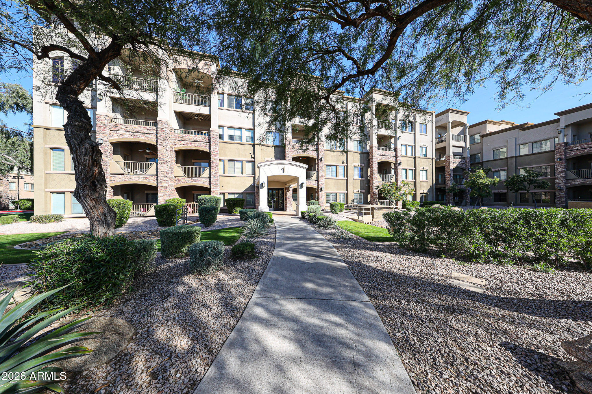 5450 E DEER VALLEY Drive 1001