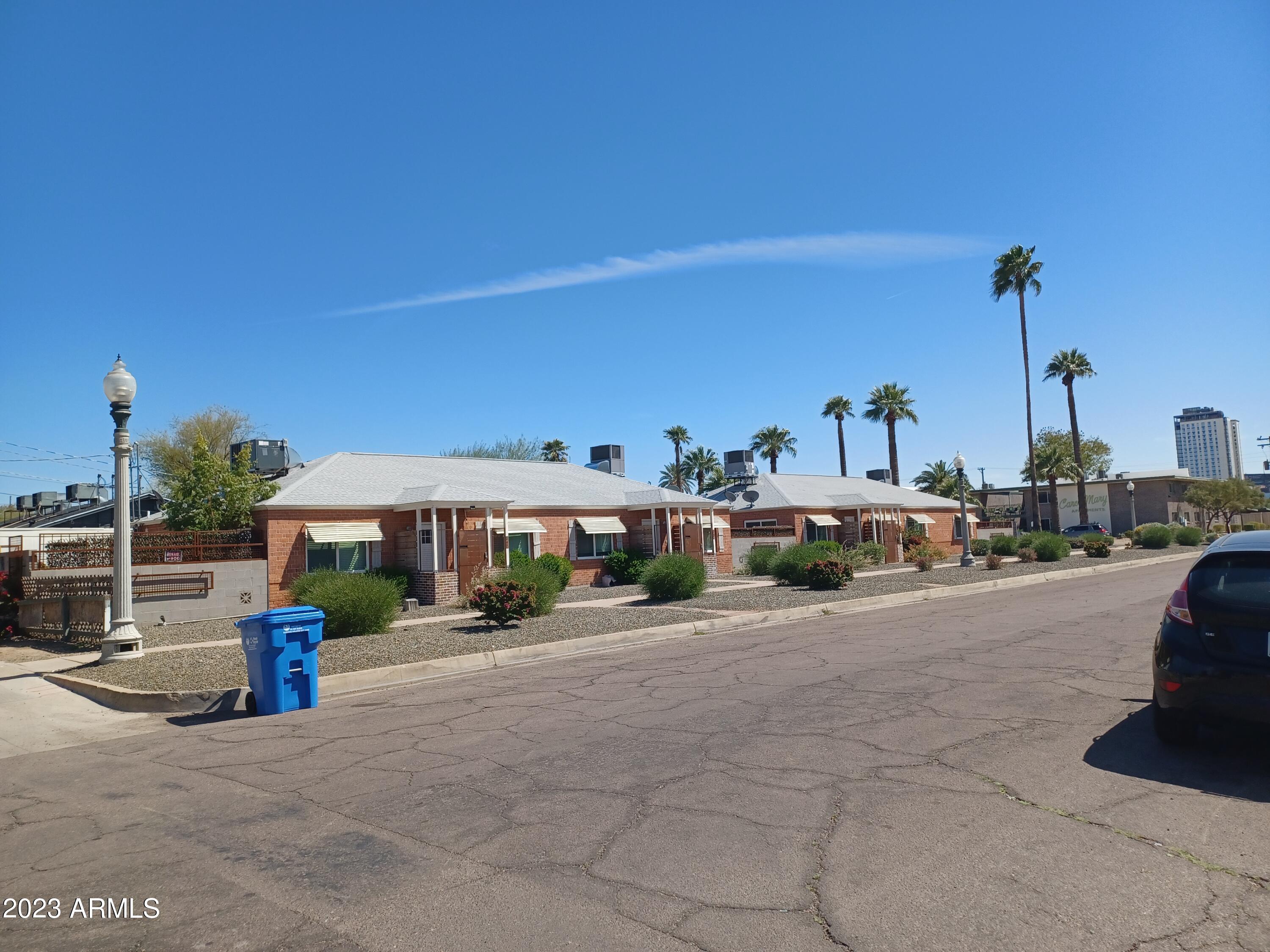 Photo 1 of 12 — 502 E WILLETTA Street, Phoenix, AZ 85004