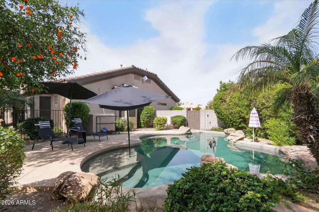 Photo of 12811 W Missouri Avenue, Litchfield Park, AZ 85340 (MLS # 6989484)