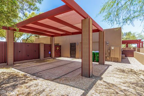 A home in Cave Creek