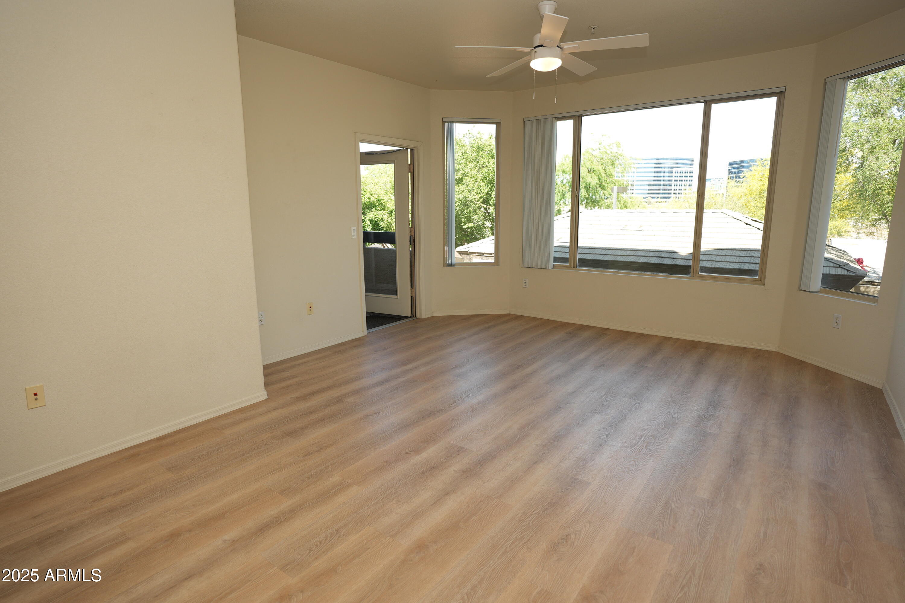 435 W Rio Salado Parkway 210