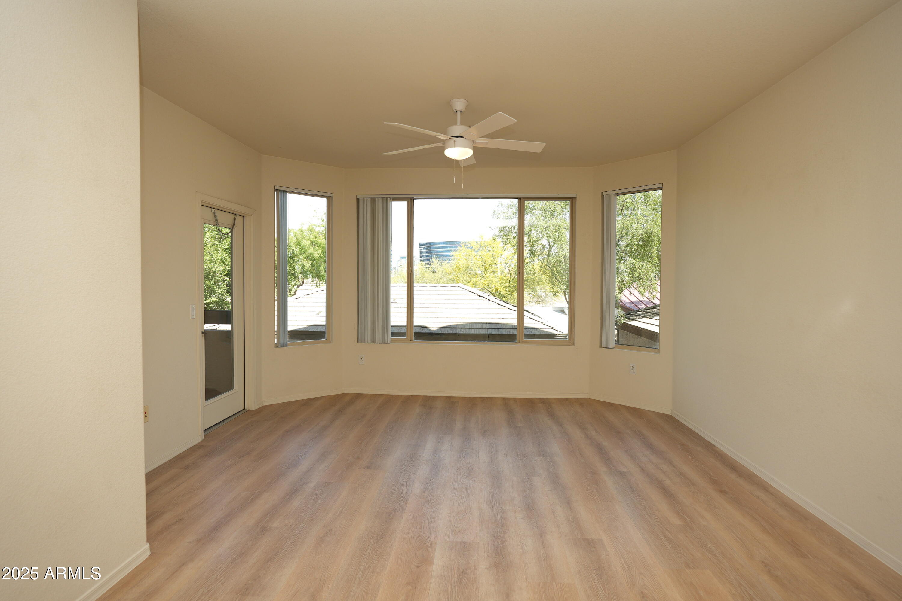 435 W Rio Salado Parkway 210