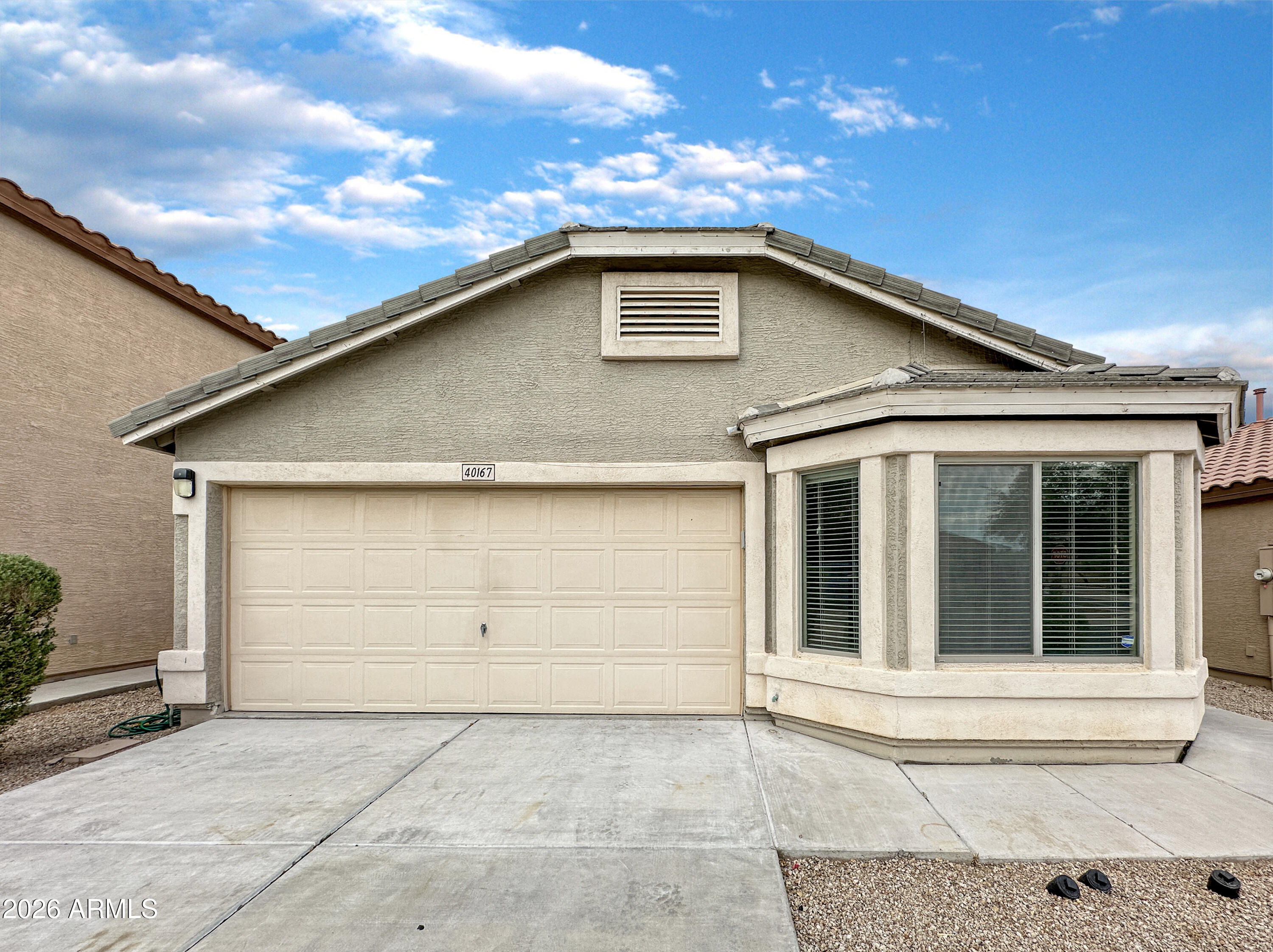 40167 W Thornberry Lane
