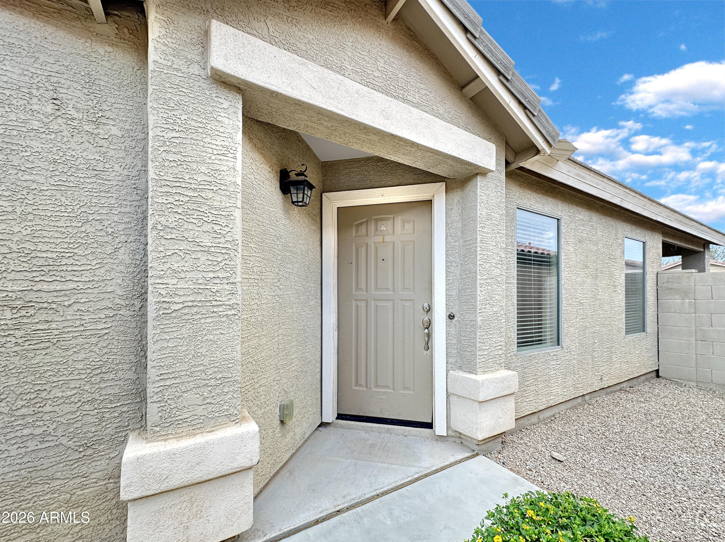 40167 W Thornberry Lane