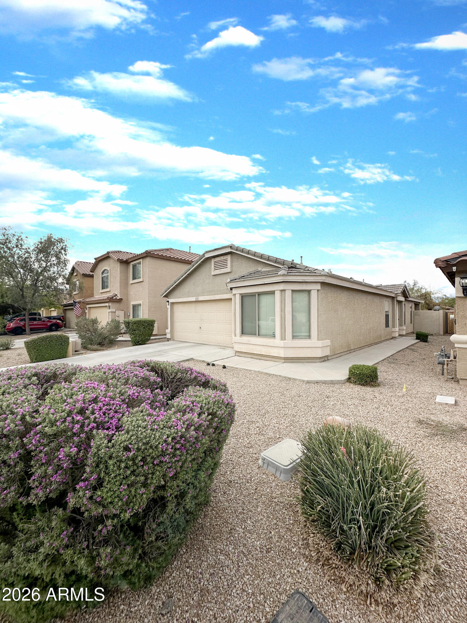 40167 W Thornberry Lane