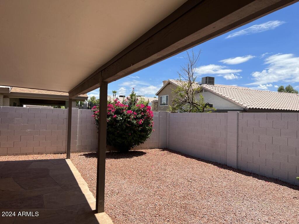 Phoenix, Arizona 85032, United States, 3 Bedrooms Bedrooms, ,2 BathroomsBathrooms,Residential,Pending,39948