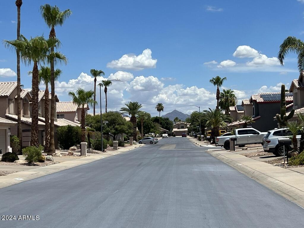 Phoenix, Arizona 85032, United States, 3 Bedrooms Bedrooms, ,2 BathroomsBathrooms,Residential,Pending,39948