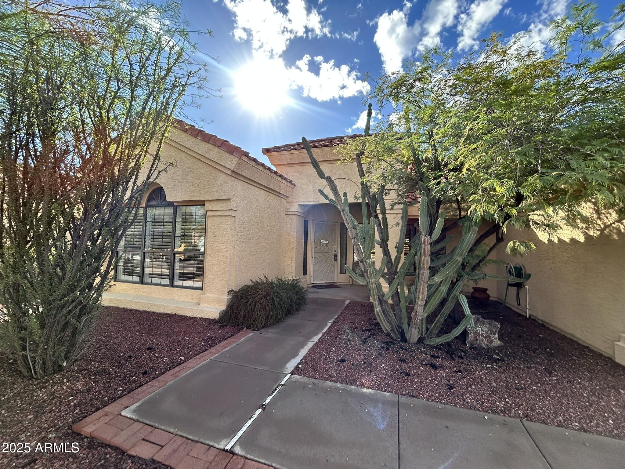 3809 E DESERT FLOWER Lane