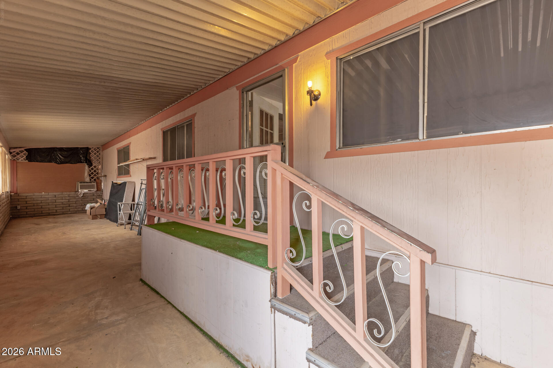 1638 N SANDALWOOD Drive