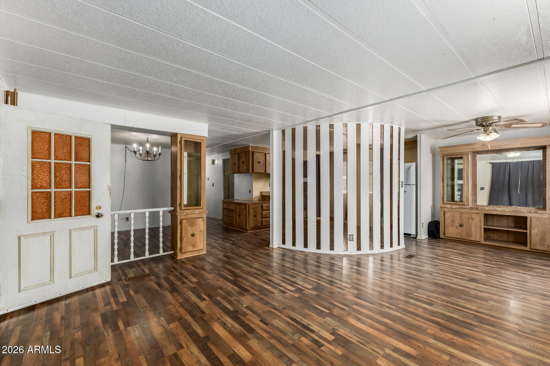 1638 N SANDALWOOD Drive