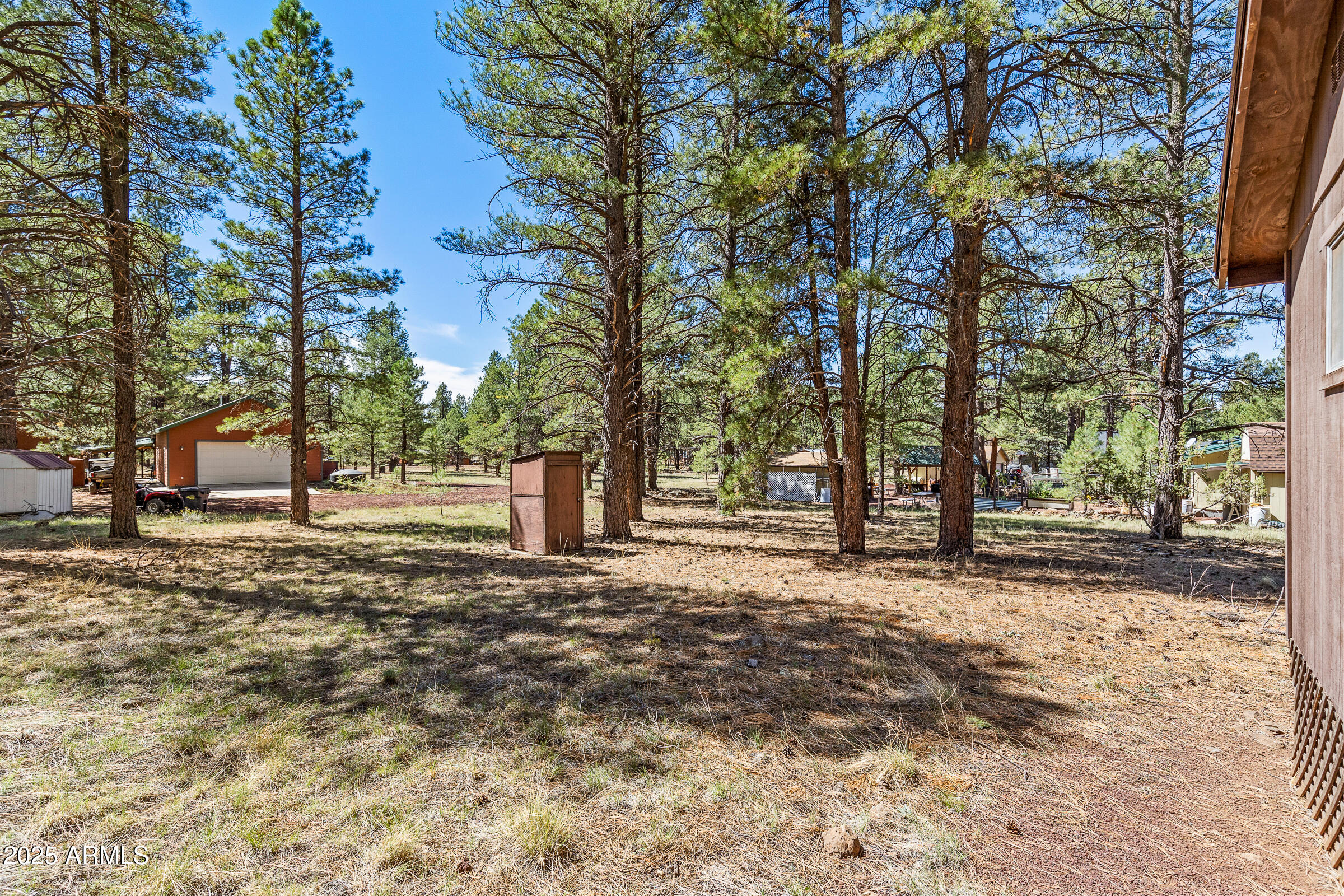 SHERWOOD FOREST ESTATES - Residential