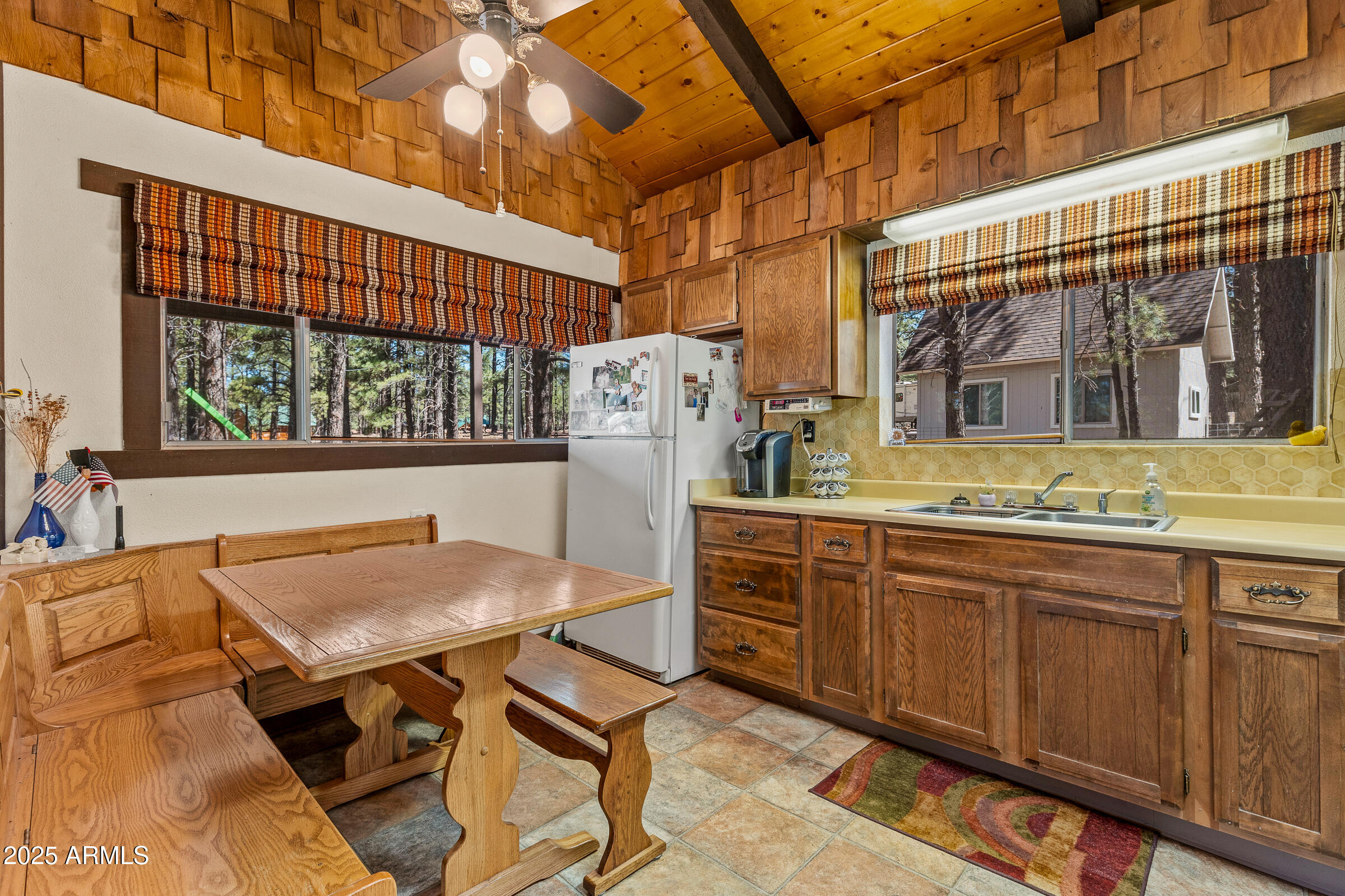 SHERWOOD FOREST ESTATES - Residential