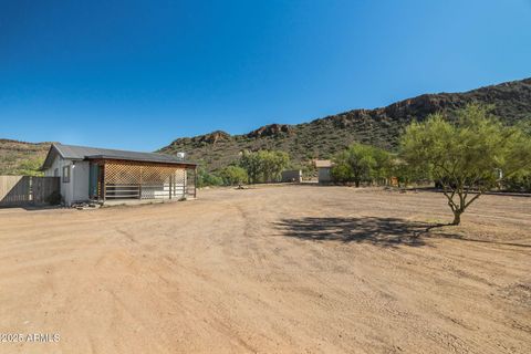 732 E HONDA BOW Road Phoenix AZ 85086