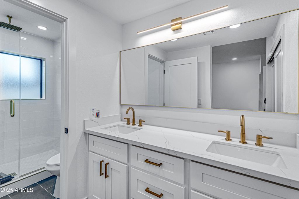 Photo of 2029 N Sunset Drive, Chandler, AZ 85225 (MLS # 6950591)