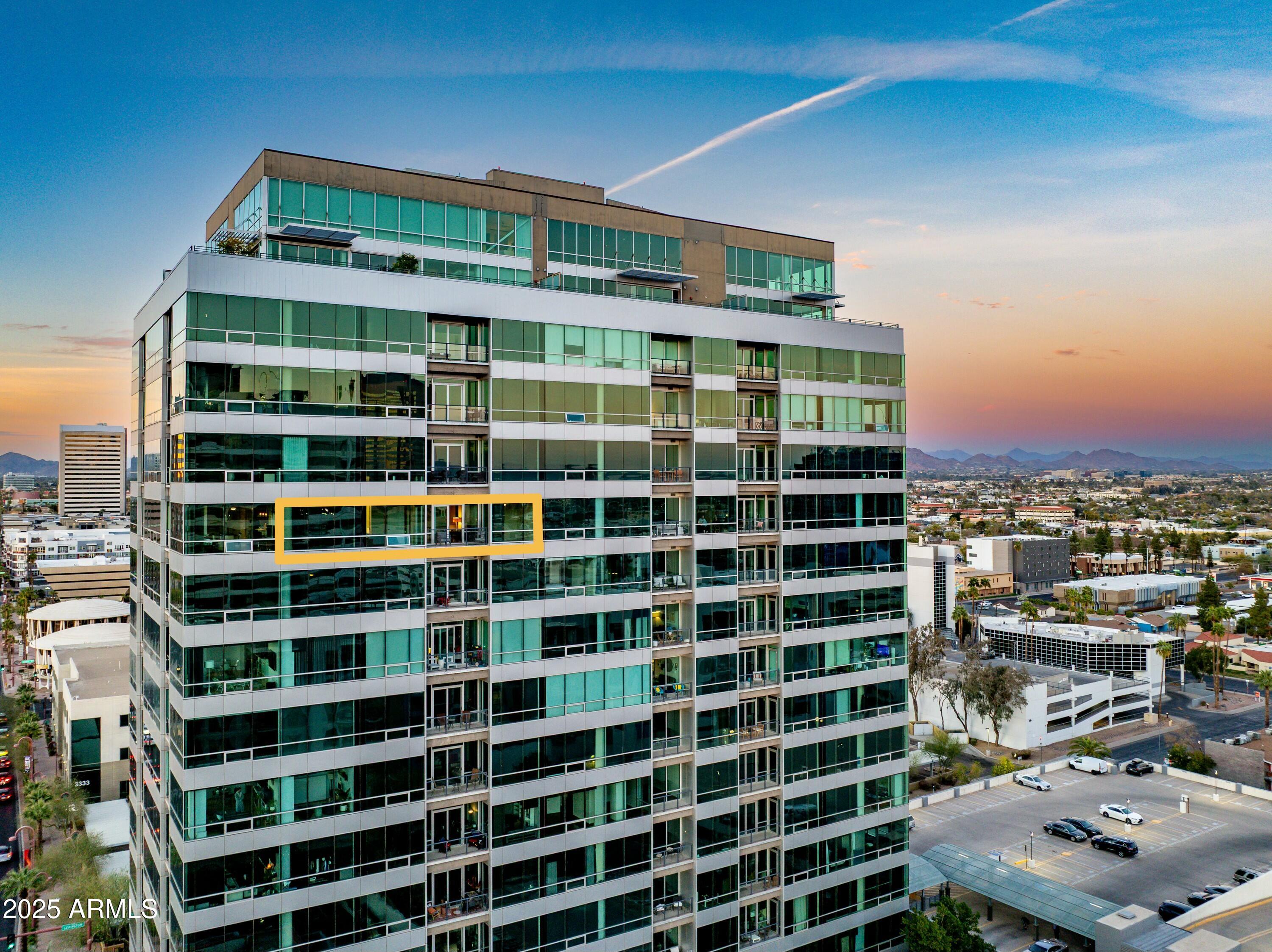 1 E LEXINGTON Avenue 1211