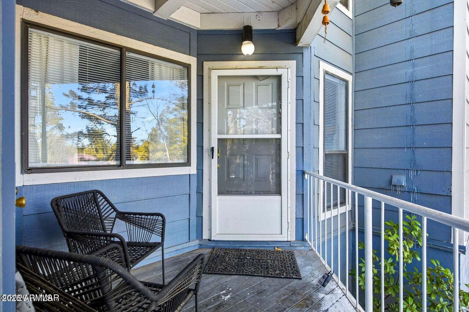 2700 S WHITE MOUNTAIN Road 404