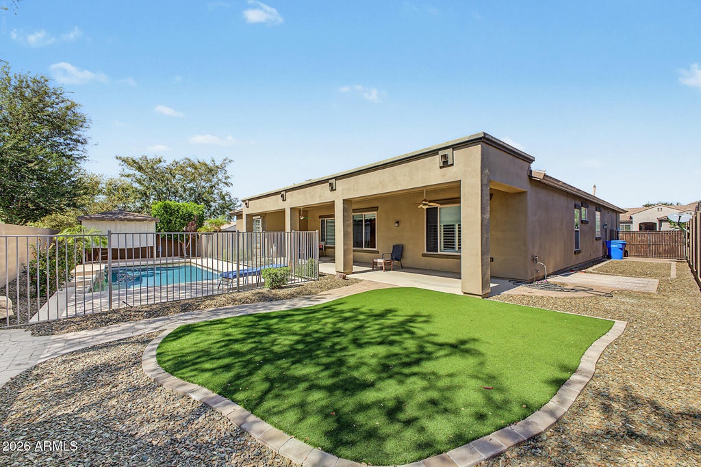 Photo of 5637 W Straight Arrow Lane, Phoenix, AZ 85083 (MLS # 7091818)