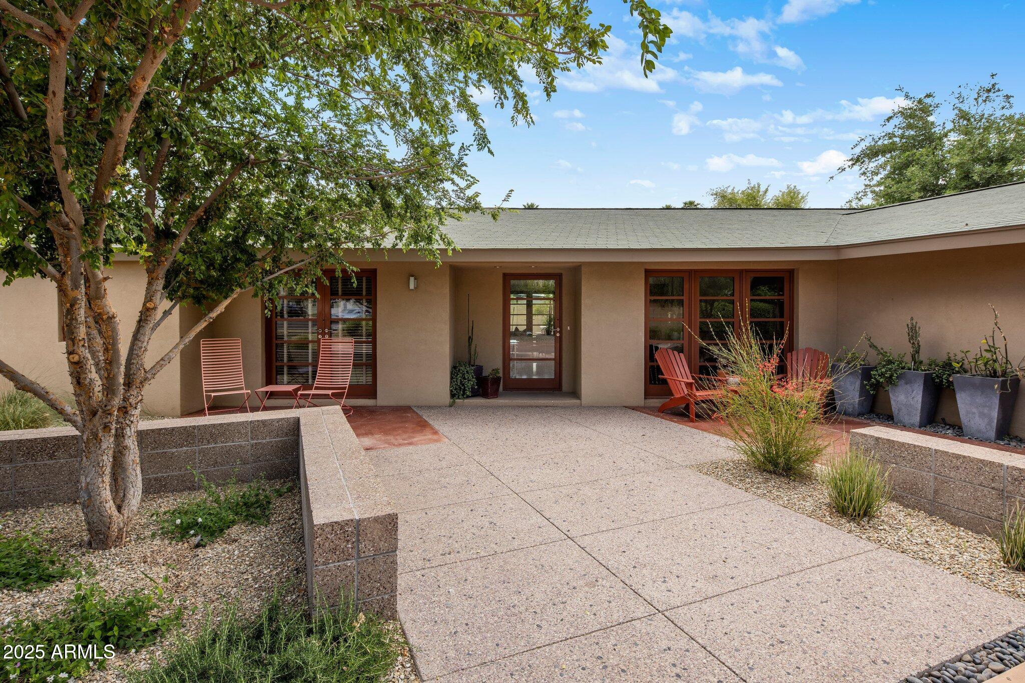4210 N 63RD Place