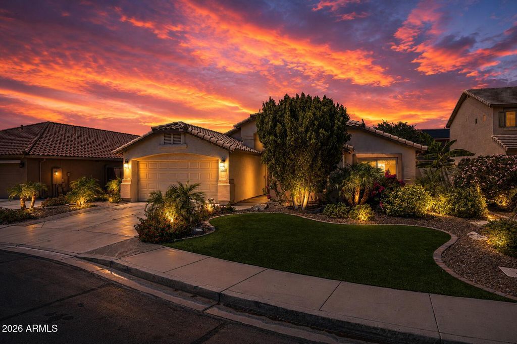Photo of 4394 E Runaway Bay Drive, Chandler, AZ 85249 (MLS # 7028048)