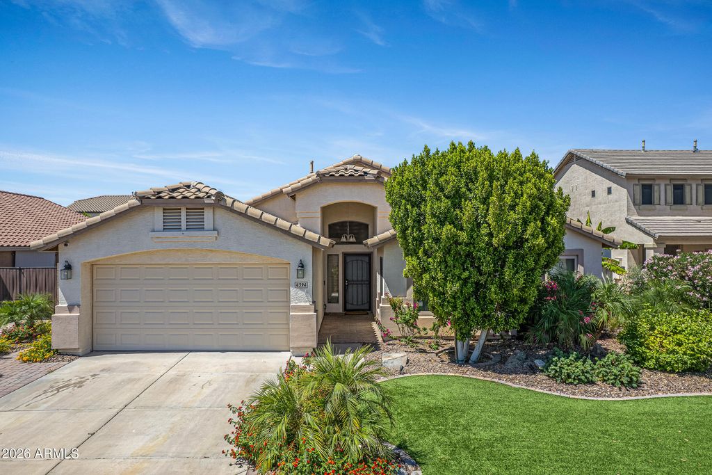 Photo of 4394 E Runaway Bay Drive, Chandler, AZ 85249 (MLS # 7028048)