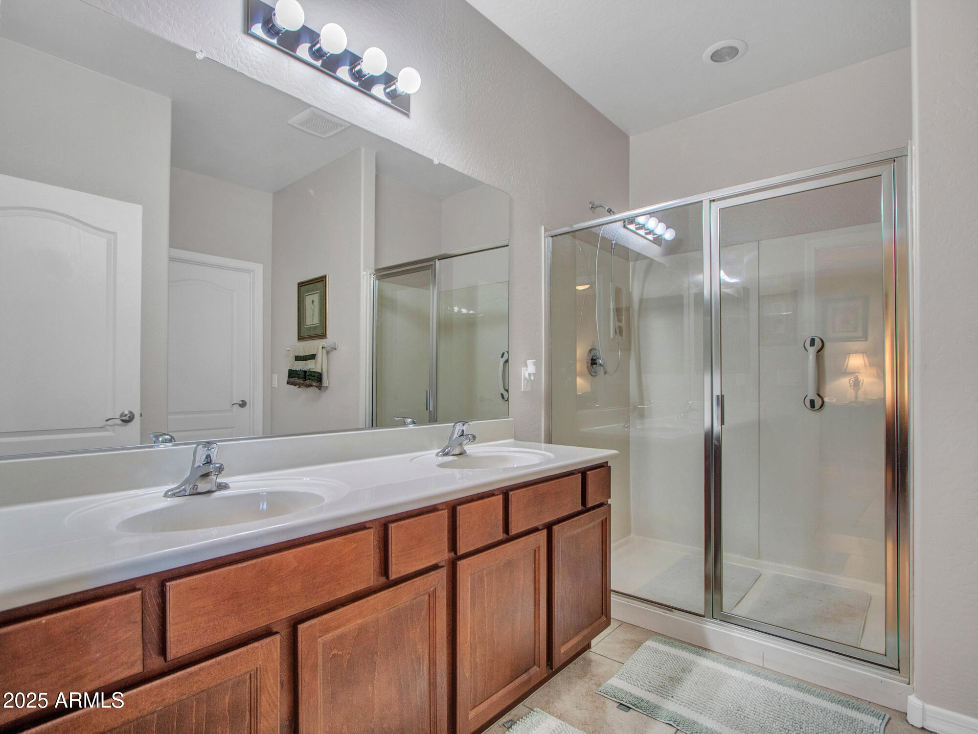 Buckeye, Arizona 85326, United States, 3 Bedrooms Bedrooms, ,2 BathroomsBathrooms,Residential,Active,254040