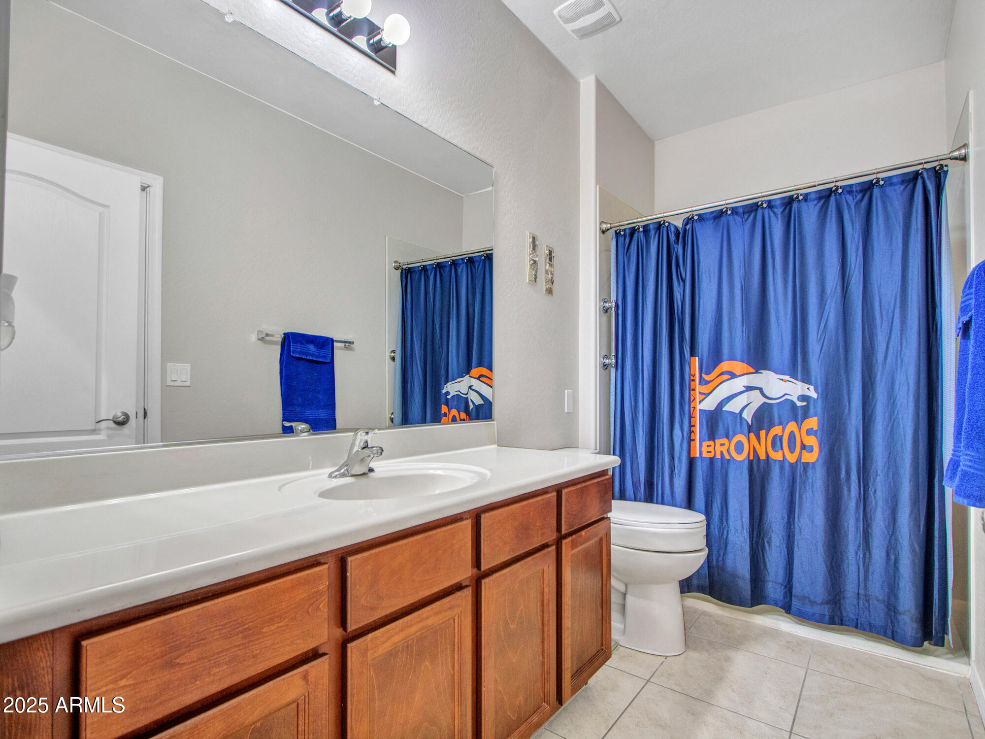 Buckeye, Arizona 85326, United States, 3 Bedrooms Bedrooms, ,2 BathroomsBathrooms,Residential,Active,254040