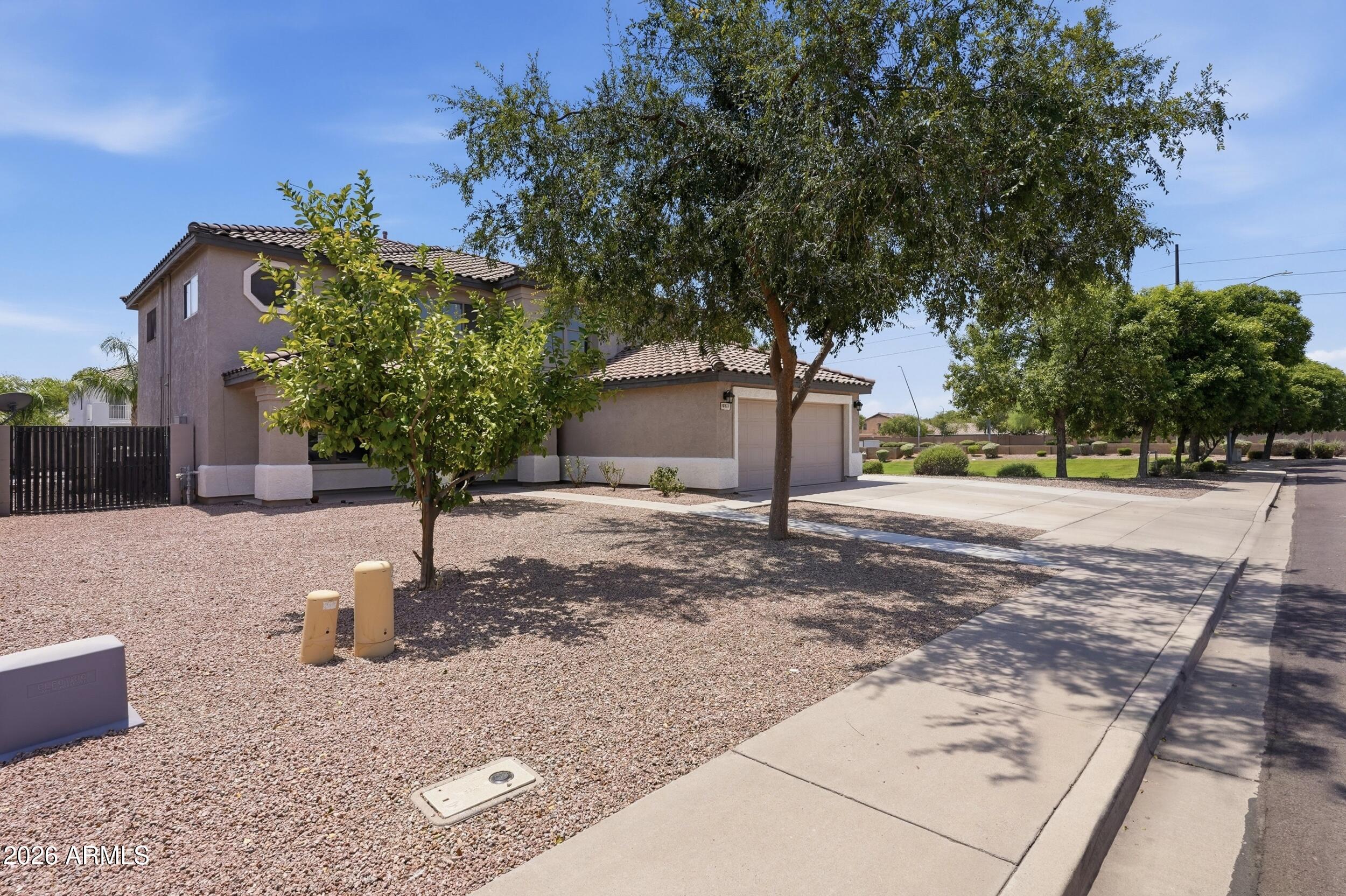10821 E FORGE Circle