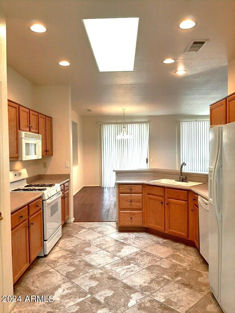 16525 W ARROYO Court